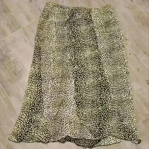 Karavan Mixed Animal Print Skirt Size Medium - Picture 1 of 6